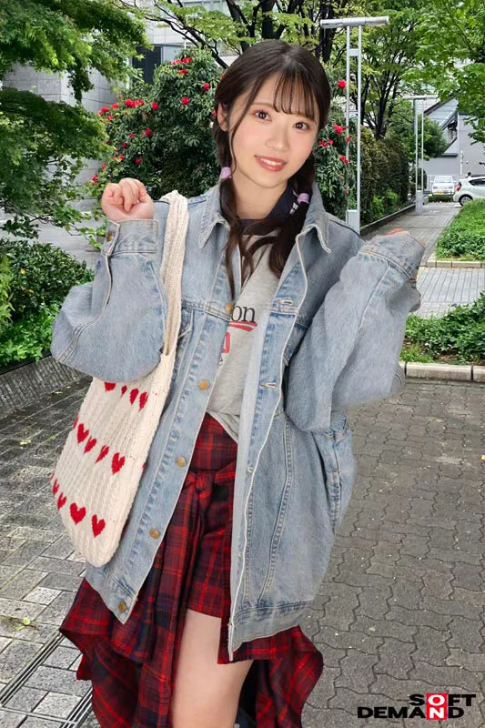 逆転マジックミラー号パート11 お洒落女子に「写真を撮らせてもらえませんか？」と声をかけ承認欲求を満たしたい素人娘をマジックミラー号に連れ込んでマジックミラーを逆転させてデッサン会場で生SEXを大公開するハメに！ サンプル画像 16