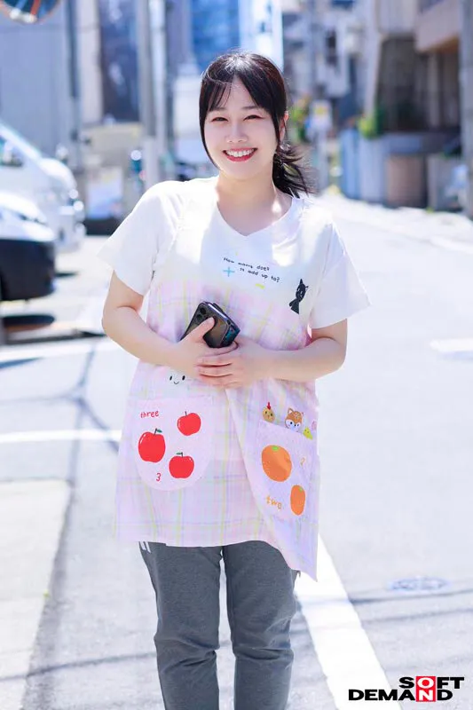 マジックミラー号 母性溢れる保育士さん限定！「おっぱい吸わせてマザコン男子のママ離れをサポートしませんか」乳離れのできない童貞くんを赤面筆おろしのはずが…実は絶倫AV男優で激ピストンで無許可中出し！！ サンプル画像 4