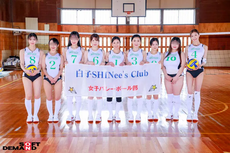 欲求不満なママさんバレー軍団がマジックミラー号で大乱交 in白子町 サンプル画像 6