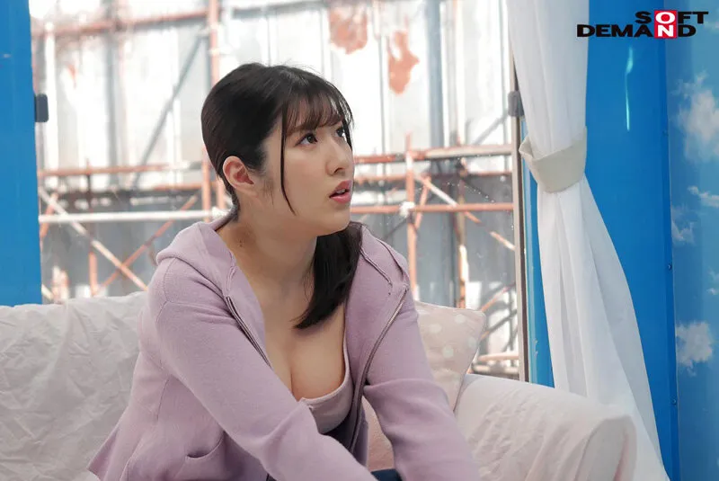 マジックミラー号 巨乳ベビーカーママさん限定！「乳もみ検診」と称して産後で3倍敏感になったおっぱいを執拗なまでにこねくり回す！ママ友の前で感じてしまったら最後、旦那以外のち〇ぽで痙攣イキ【みほ編】 サンプル画像 1