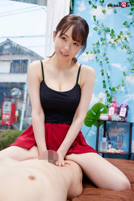 マジックミラー号 エステティシャン限定「睾丸マッサージ」してくれませんか？勃起不全で困っている男性の金玉を丁寧に揉みほぐしてくれた心優しい素人娘【ゆうひ編】 サンプル画像 1