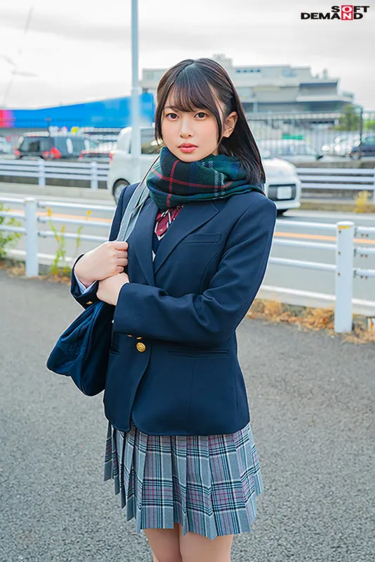 【みな編】マジックミラー号 保健体育の課外授業 現役女子○生の目の前でオトナの濃厚SEXを見せつける！思春期の性的好奇心に火を点けて初めての杭打ち騎乗位で中イキ体験 SDMM-132-01 広瀬結香 サンプル画像 2