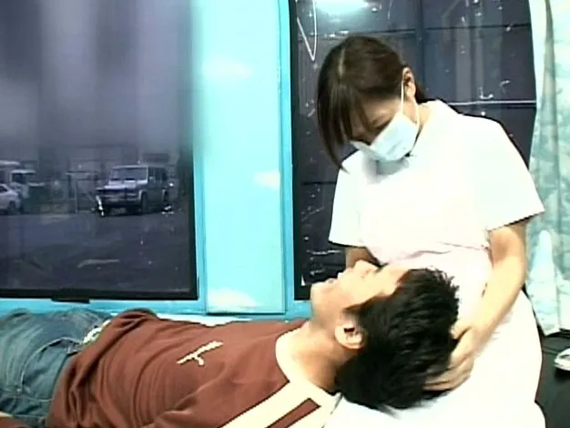 スーパーマジックミラー号緊急出動！！タイムリミットはお昼休みの1時間！職場でバレずにセックスできるのか？！ サンプル画像 1