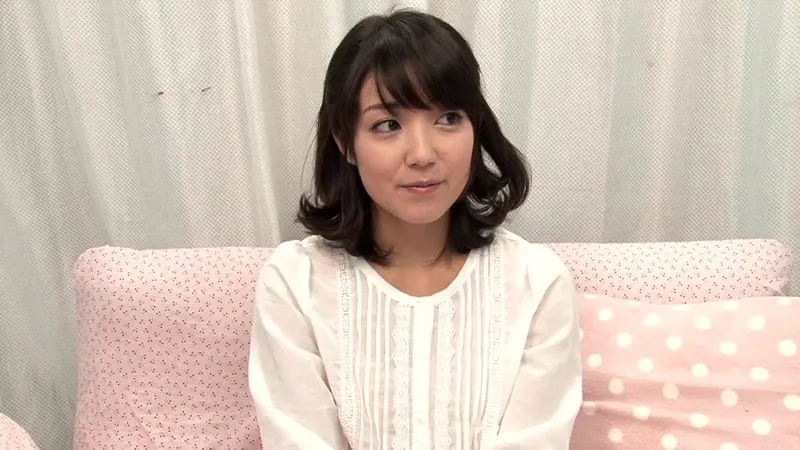 「童貞くんのオナニーのお手伝いしてくれませんか…」 街中で声を掛けた心優しい保母さん・美容師・エステティシャン・専門学校生がマジックミラー号で童貞くんを赤面筆おろし！ サンプル画像 15