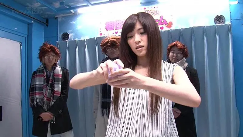 マジックミラー号 恋人が欲しい素人男性ユーザー3名とブライダルプラザ（結婚相談所）にいた1名のご無沙汰アラサ―女子が本気のお見合い大作戦！男3名の中から1名を選び「見つめあい、キスをして、欲情…」 3 サンプル画像 16