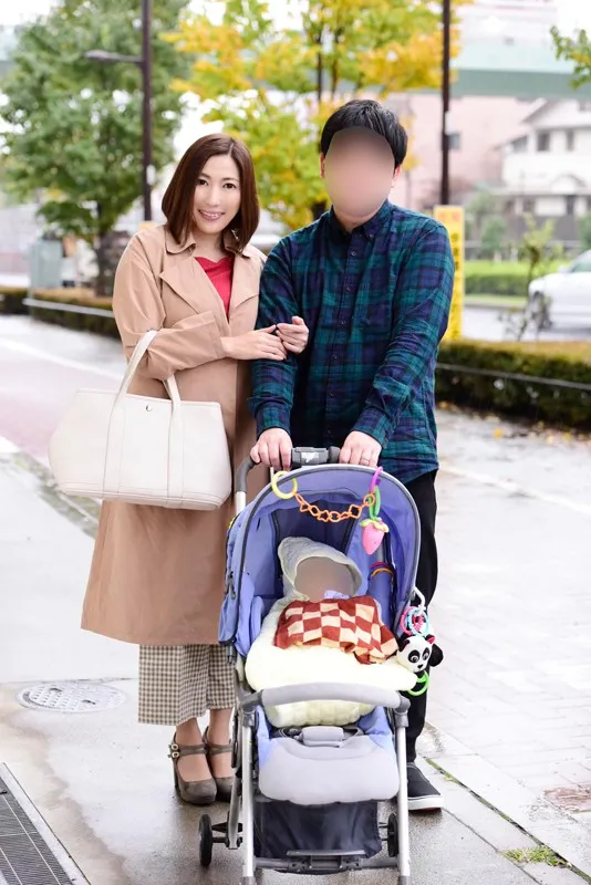 マジックミラー号 心優しい子持ちのママがデカチンで妻に挿入を許してもらえない男性に素股奉仕 産後で感度が上がったマ○コは我慢できず、不倫挿入真正中出し！5 6時間SP！！ サンプル画像 18