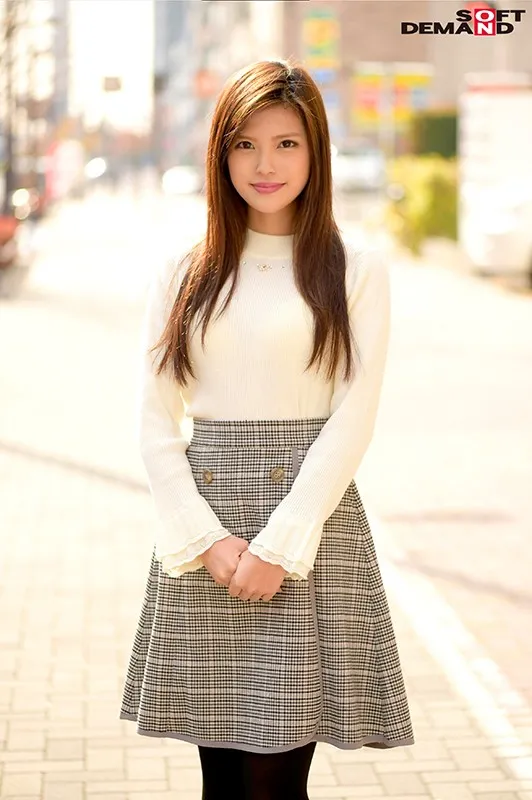 マジックミラー号 アナウンサー志望の高学歴女子大生限定！「女子アナになるための特訓しませんか？」原稿を読んでる最中にイタズラされても、ハメられても、イキそうになっても何があってもカメラ目線！！ サンプル画像 16