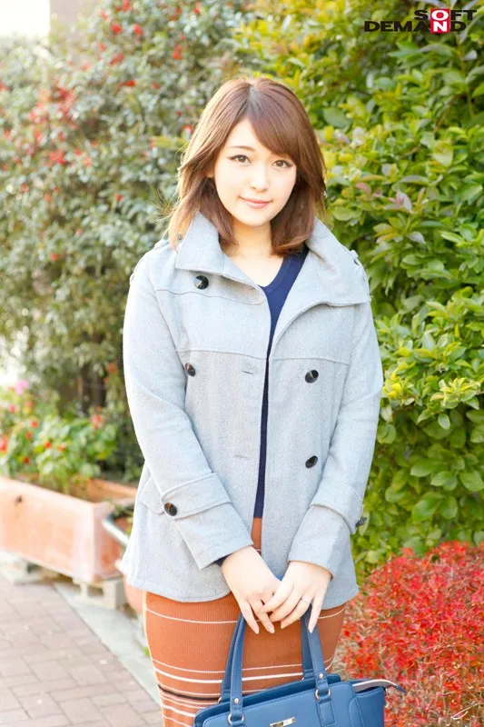 マジックミラー号 夫・妻の目の前で‘100ピストンで絶対に破けるコンドーム’とは知らずに挿入を許しちゃう真正中出しドッキリ企画！「ゴムしているのに気持ちいい！」生挿入とは気づかずに不本意に受け入れる寝取られ強●膣内射精！！ サンプル画像 4