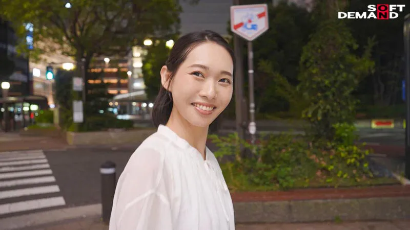 旦那には絶対ナイショの性癖。古都・京都から来たはんなりドM奥さん 三池小春 34歳 AV DEBUT サンプル画像 13