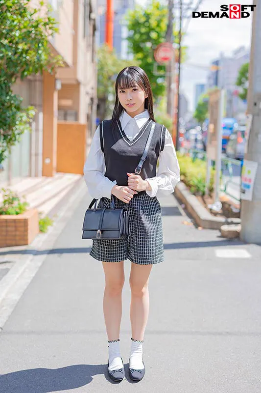 【初撮り】もぎたて素人 総集編 街行くフレッシュなZ世代女子の恥ずかしエッチな初撮り12作品 13 SEX BEST 10時間詰め合わせ サンプル画像 8