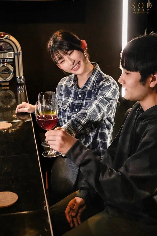 隠れエロボディの牛丼チェーン店で働くパート主婦が学生バイトと避妊具なしでネチョベロ不倫中出し 宮島めい サンプル画像 5