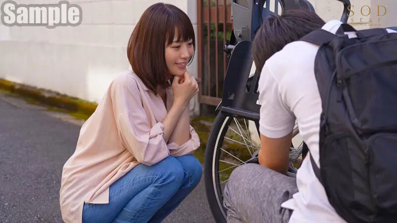 保育園に子供を送ってから迎えまでの8時間 長男のサッカースポ少のコーチと、不倫セックスしまくっている絶倫ママチャリ妻。 天宮花南 サンプル画像 4