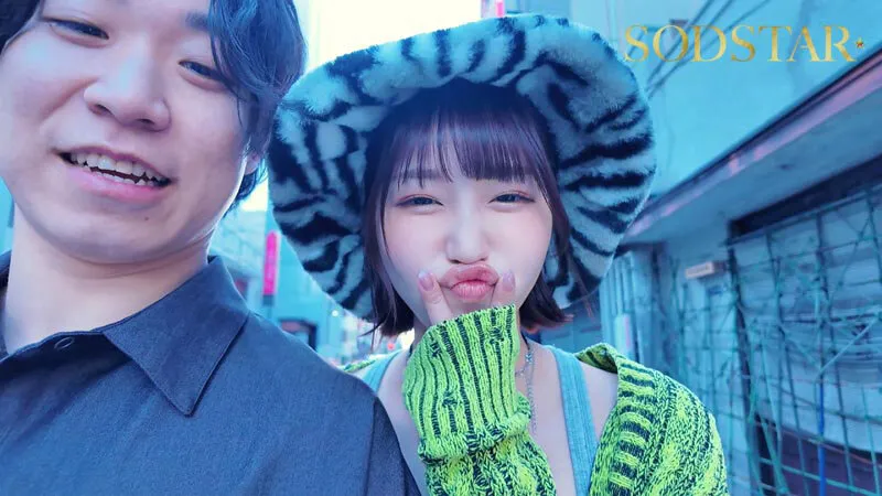 天使のような甘顔から想像もできないデッッカ尻！M男の反応をニッコリ見つめながらぶるんぶるん尻肉バウンドする杭打ち騎乗位で精子搾り尽くすエグカワ痴女！ 唯井まひろ サンプル画像 13