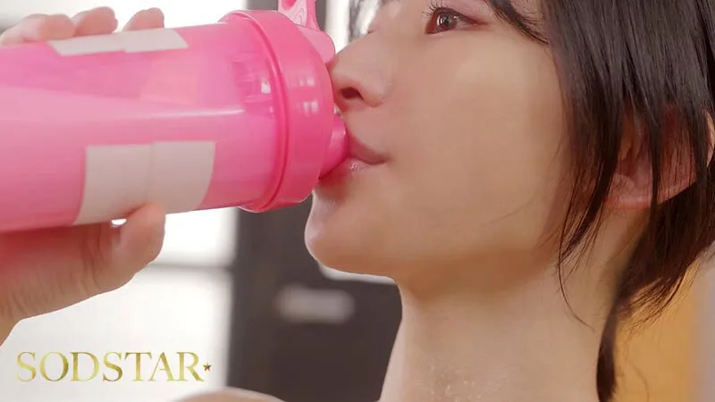 会員制スポーツジムで狙われたスレンダー美くびれOL（24） プロテインに混入された錠剤による昏すいイキ 身体に残る不穏な汚れとうずき 宮島めい サンプル画像 3