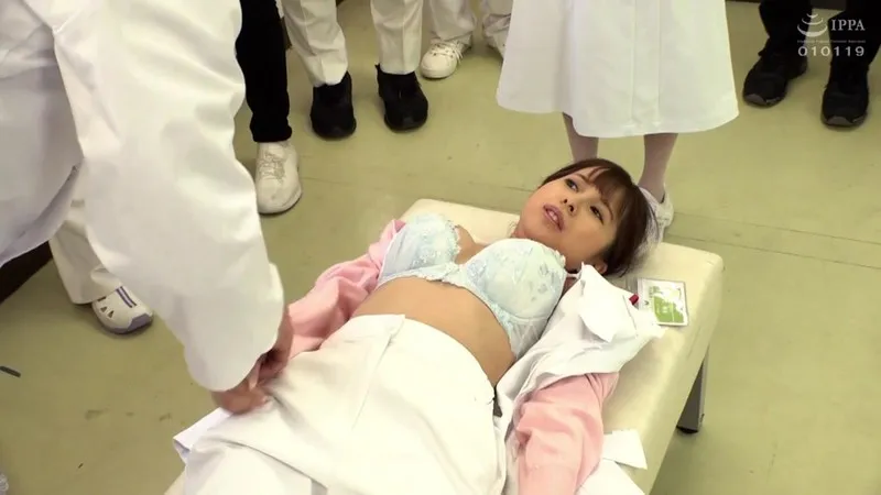 羞恥 生徒同士が男女とも全裸献体になって実技指導を行う質の高い授業を実践する看護学校実習2021 サンプル画像 1