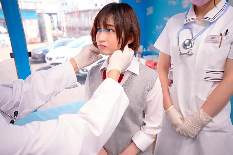 マジックミラー号 ハードボイルド 卒業式直後！就職するJ○に実施する入社前健康診断！青空の下、発育中の乳房やピンク乳首を弄られ極太器具でキツマンを拡張された初心娘の膣は羞恥心に反して純情愛汁垂れ流し！覚えたてのエッチも拒めず6人全員中出ししちゃうなんて！ サンプル画像 5