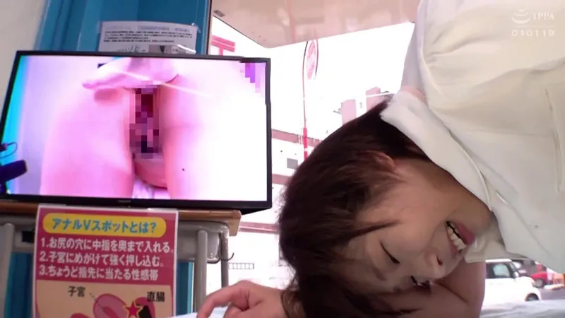 ナース中出しあんり。白衣の天使を騙してアナルVスポット指ズボッ！なし崩しに膣内デカチンデカチンナマ中出しSEX！撮って出しマジックミラー号 サンプル画像 8