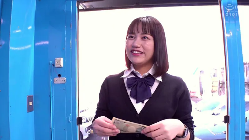 耐えたら賞金！ダメならデカマラ即ハメ！女子○生ガニ股顔面騎乗クンニチャレンジ！敏感なクリの皮を剥かれデロデロに舐められ膣穴に舌を捻じ込まれガックガク絶頂イキ潮噴出しまくり！！発情ナマオメコに中出し！マジックミラー号撮って出し！ サンプル画像 1