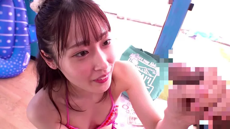 ココナッツ香る夏ギャルが挑戦する手コキ射精チャレンジ！ 遅漏すぎデカチンを15分以内にどっぴゅん発射できたら賞金15万円！ 「ギン勃ちで熱くてドクドク…照」と赤面した素人ビキニ娘は、覚醒デカマラの連続中出しも受け入れてしまうのか！マジックミラー号撮…～まみ編～ サンプル画像 3