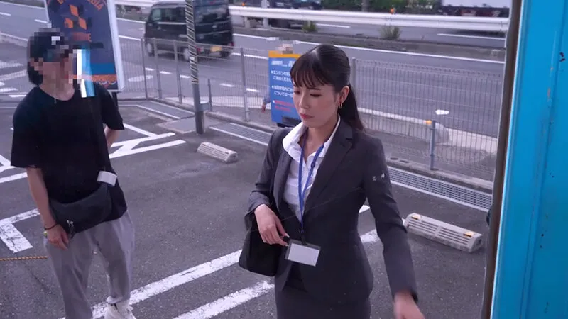 濡れグッチョ肉肉！全身ストッキングエステ皮膚呼吸できず窒息失神！ローションまみれで体験する性感発情マッサージで感度がバグってイキ潮噴射！中出し＆顔射撮って出しマジックミラー号～ちあき編～ サンプル画像 1