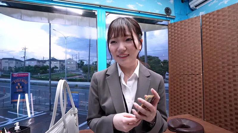 濡れグッチョ肉肉！全身ストッキングエステ皮膚呼吸できず窒息失神！ローションまみれで体験する性感発情マッサージで感度がバグってイキ潮噴射！中出し＆顔射撮って出しマジックミラー号～さやか編～ サンプル画像 1