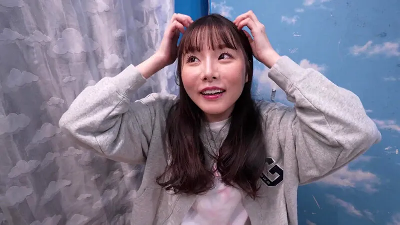 マジックミラー号ハードボイルド 街行く女子大生がハイレグの食い込みでチ〇コガード！ハイレグチンマン攻防チャレンジ！ 何度もモリマン クリ擦れでぬれぬれ羞恥！緩んだマ〇コにデカチン即挿入の罰ゲーム！！～チカちゃん編～ サンプル画像 1