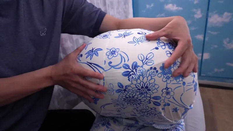 マジックミラー号ハードボイルド 浴衣カップル夏祭り！浴衣潮まみれ濡れグッチョエステ ミラー号の外に彼氏がいるのに淫乱スイッチ激押しで理性吹き飛ぶ絶頂アクメ！～はるかちゃん＆あきひこくん編～ サンプル画像 3