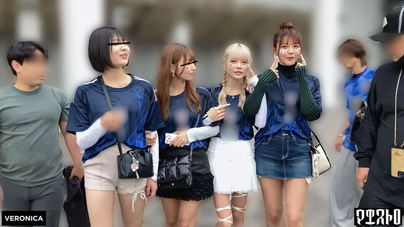 ゴールイン！美少女サポーター達とスタジアム外で秘密のオフサイド！【みゆ/ゆみ/れい/りん】Ver.れい＆りん サンプル画像 2