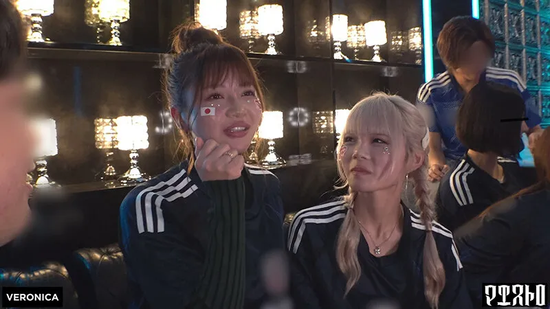 ゴールイン！美少女サポーター達とスタジアム外で秘密のオフサイド！【みゆ/ゆみ/れい/りん】Ver.れい＆りん サンプル画像 5