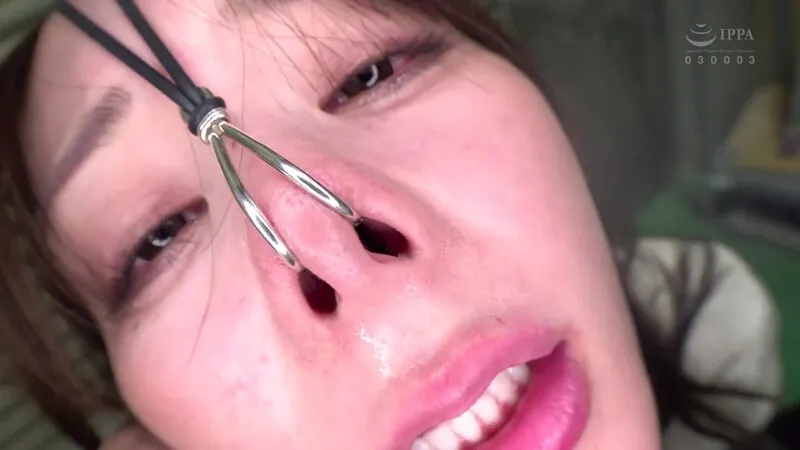 わたしの豚ヅラ、見てください。 足立友梨 サンプル画像 10