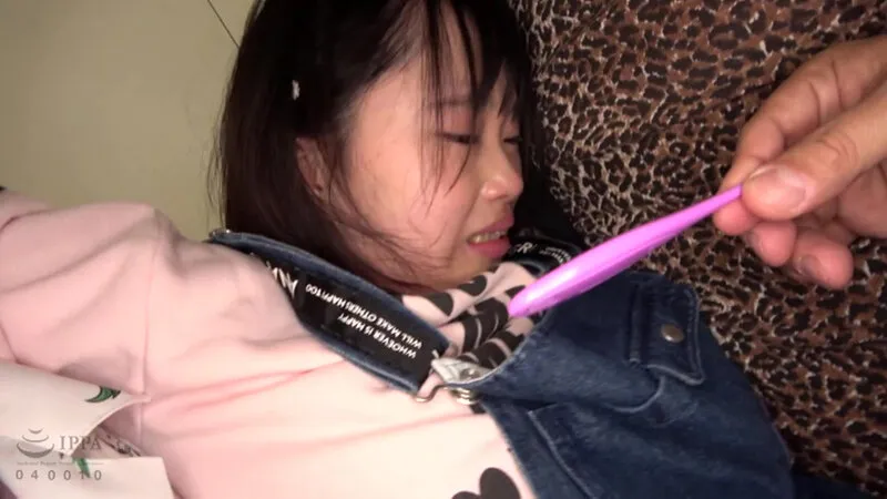 IBW厳選 尾行押し込みレ●プ映像集4時間 サンプル画像 2