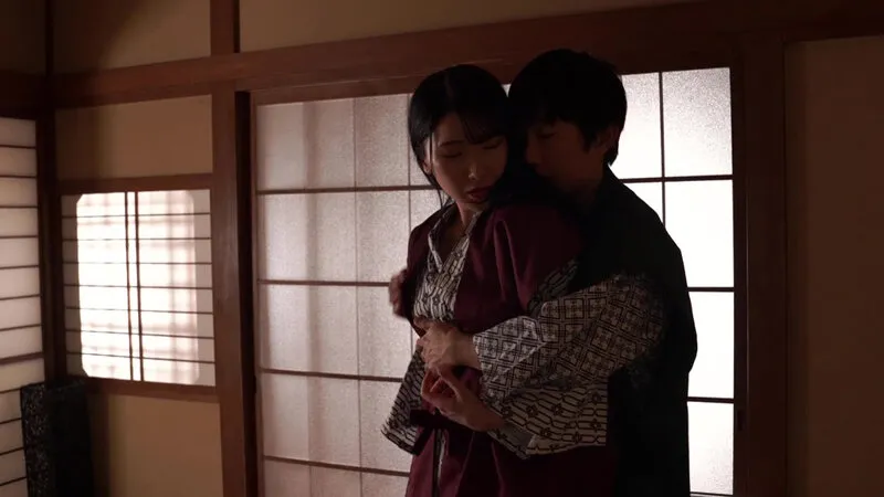 最後の家族旅行 浴衣姿の姉に魅了されて…中出しSEXした一泊二日 宮西ひかる サンプル画像 8