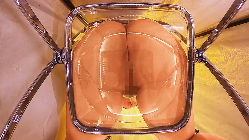 覗き見禁止領域！！更衣室∞オナニー 無防備すぎるシロウト美女の流出映像 サンプル画像 20