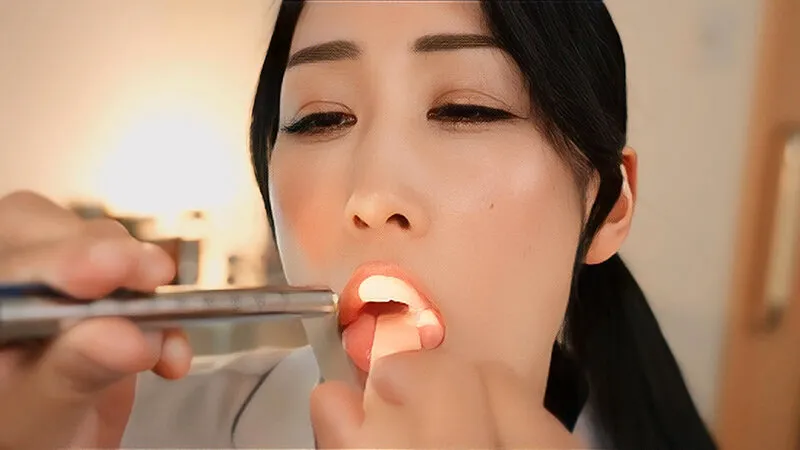 熟女看護師院内不倫～大人の診察～ 深月さん サンプル画像 2