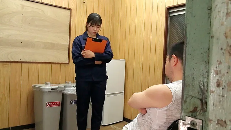 はたらく女子のベロチュー着衣SEX、フィニッシュは制服にぶっかけ！ サンプル画像 8