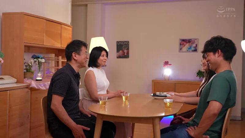 嫁の母と俺の父 赤井美希 サンプル画像 9