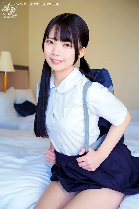 放課後美少女H 146cm コロコロ乳首のミニマムEカップ！何でも言うことを聞いてくれる従順なヒナノちゃん！おこぼい娘の密着ご奉仕【ホテルお籠りイチャLOVEハメ撮り姦淫デート】南日菜乃 サンプル画像 1