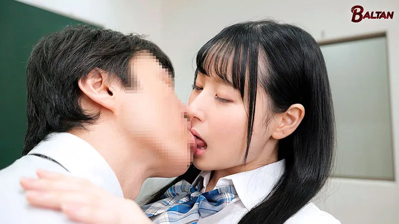 無自覚に距離感がバグってるちょっぴりドジな女の子の唐突なチンタッチでパン中射精しちゃった男達 川上しずく サンプル画像 3