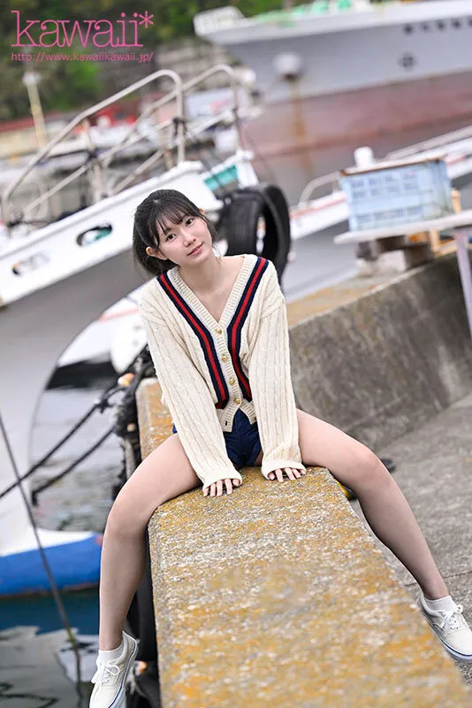 このシャイなヒロインにグチャグチャにぶっかけます。 谷村凪咲 サンプル画像 1