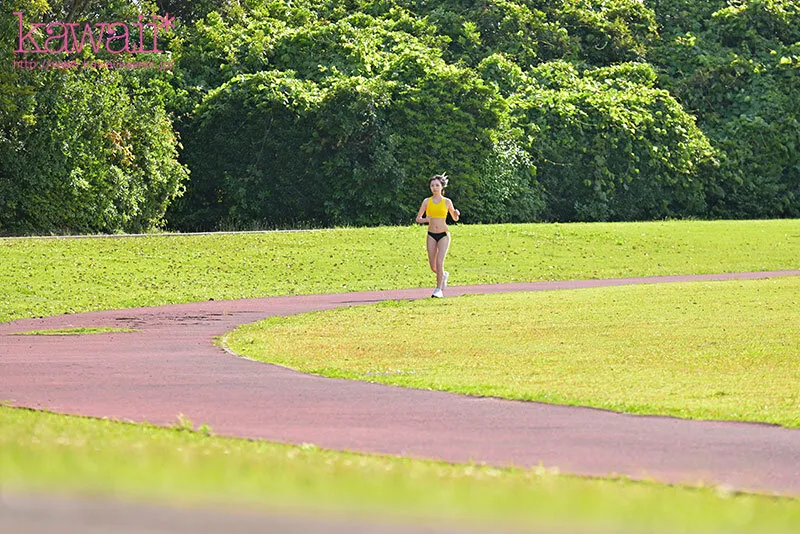 ＃日本全国大会で活躍した陸上少女、青春の終わりとAVデビュー8頭身、身長171cm、本物アスリート女子大生ー第●5回 全●高等●校陸●競技対校選●権大会出場 夏目まこ サンプル画像 1