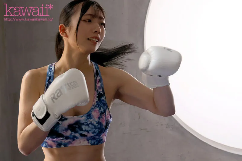 全国大会出場歴のある本物アスリートは性欲バケモン級！ 171cm9頭身肉体キックボクサー大学生 AVデビュー 永瀬みゆう サンプル画像 2