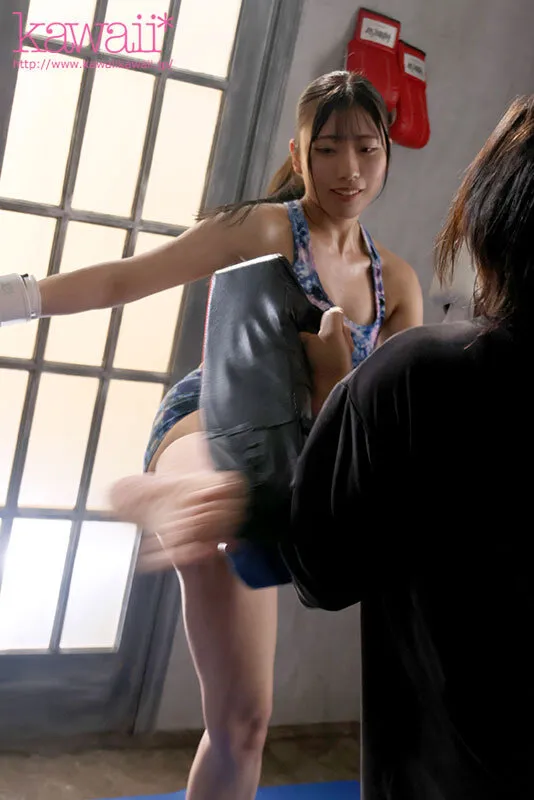 全国大会出場歴のある本物アスリートは性欲バケモン級！ 171cm9頭身肉体キックボクサー大学生 AVデビュー 永瀬みゆう サンプル画像 4