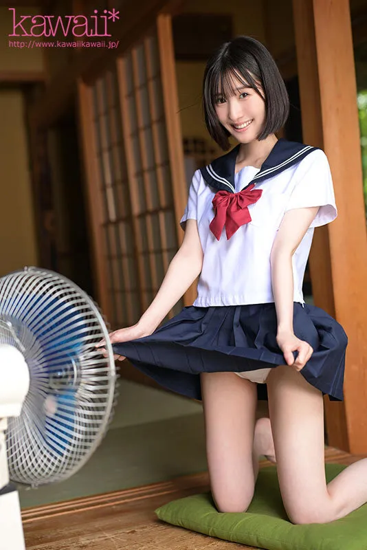 性に目覚めた田舎の姪っ子は濡れて食い込む幼いワレメをゆっくりと叔父に擦り付ける… 青葉はる サンプル画像 1