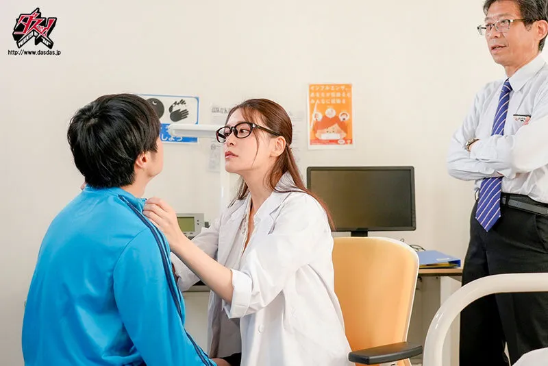 もしも、保健の先生が草食系男子とセフレ関係だったら… 橘メアリー サンプル画像 2