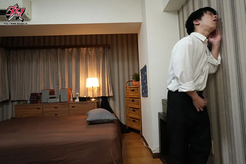 押せばヤレる巨乳サセ子なお姉さんとSEXできる流れだったのに、いつも悪友に邪魔されて、SEXできない僕。 森沢かな サンプル画像 10