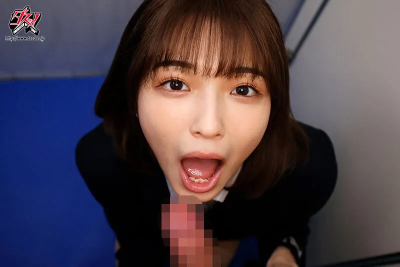 チン先がオクチの形に変わる程！亀頭真空バキュームからの即ポンッッ！暴発しても吸い付く超圧着タコフェラ新入社員 倉本すみれ サンプル画像 6