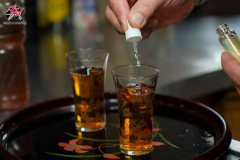 華奢スレンダー巨乳な彼女が俺の親父に寝取られ種付けプレスされていた。 七瀬アリス サンプル画像 2