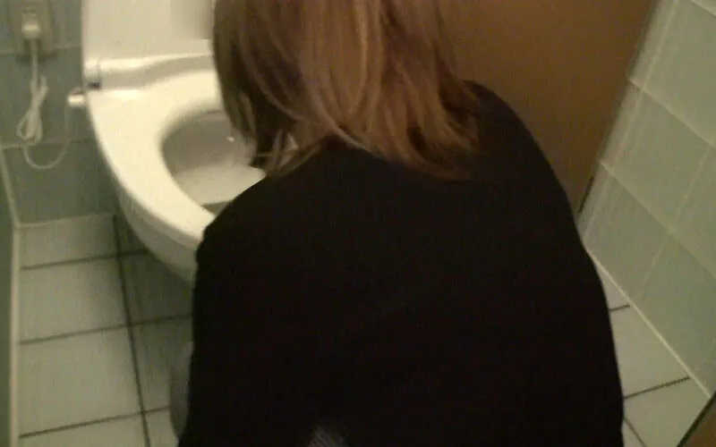 憧れていた美人OL（既婚）が終電逃してボクと相部屋に…4時間 サンプル画像 5