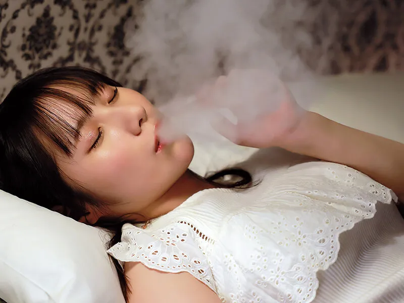 怪しいBARに連れられた新人アイドルが紫煙吸い込み媚薬ガンギマリ状態 抵抗してもVIPルーム外に声は届かず乳揉みビックン手マンでガックガクガニ股失禁潮吹きアヘ顔が戻らなくなるまで何度もイキ狂ったキメセク乱パ会 松井日奈子 サンプル画像 9