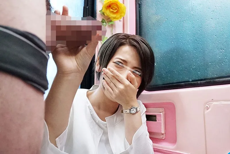 一般男女モニタリングAV×マジックミラー便コラボ企画 路上実験！‘知的な女ほどドMでエロい’という噂は本当か！？オフィス街で声をかけた美人・高学歴・高収入のハイスペックOLにいきなりデカチン見せつけ！激ピストンで連続本気イキ！合計63回in銀座＆虎ノ門 サンプル画像 2